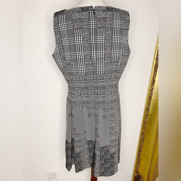 Savoir Flaire Mixed Media Houndstooth Plaid Sleeveless Fit & Flare Dress Size 16 - Picture 3 of 8
